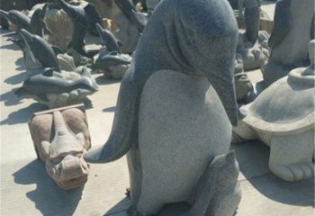 天津爱永恒之石雕——公园母子企鹅石雕