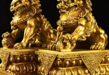 天津故宫金狮子雕塑，精工细技定制爱心图案