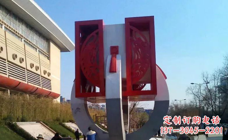 天津中领雕塑:不锈钢圆环雕塑