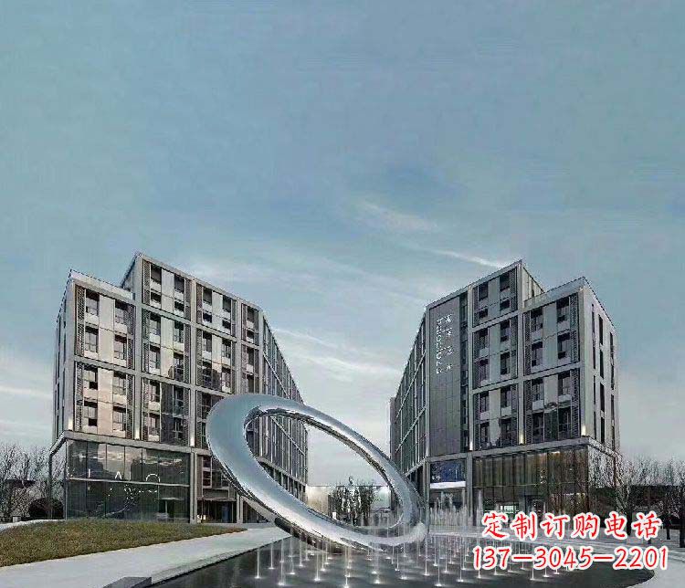 天津完美和谐的圆环景观雕塑