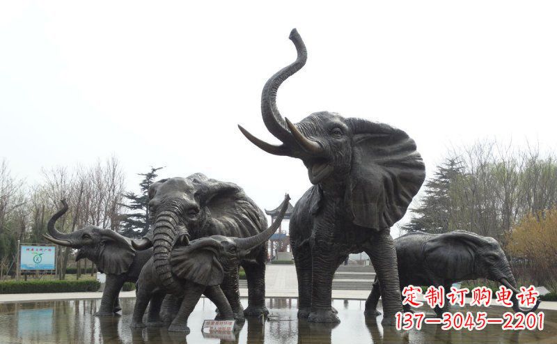 天津广场仿真大象玻璃钢动物雕塑