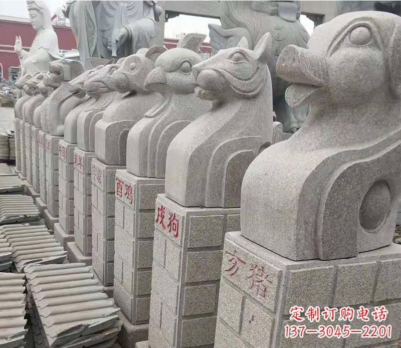 天津广场十二生肖景观石雕