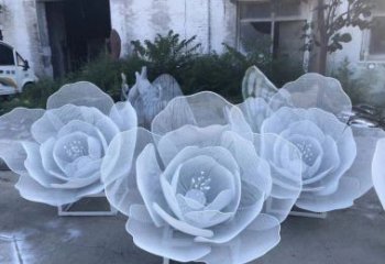 天津广场不锈钢镂空花朵雕塑
