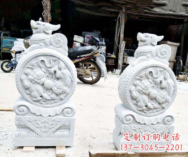 天津汉白玉招财门墩雕塑