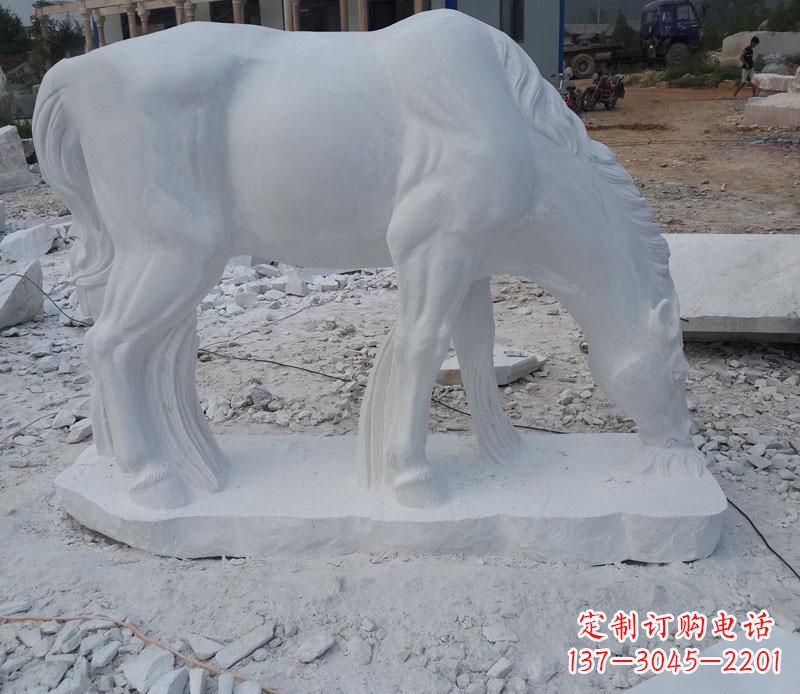 天津汉白玉动物马雕塑是由中领雕塑定制的一款精…