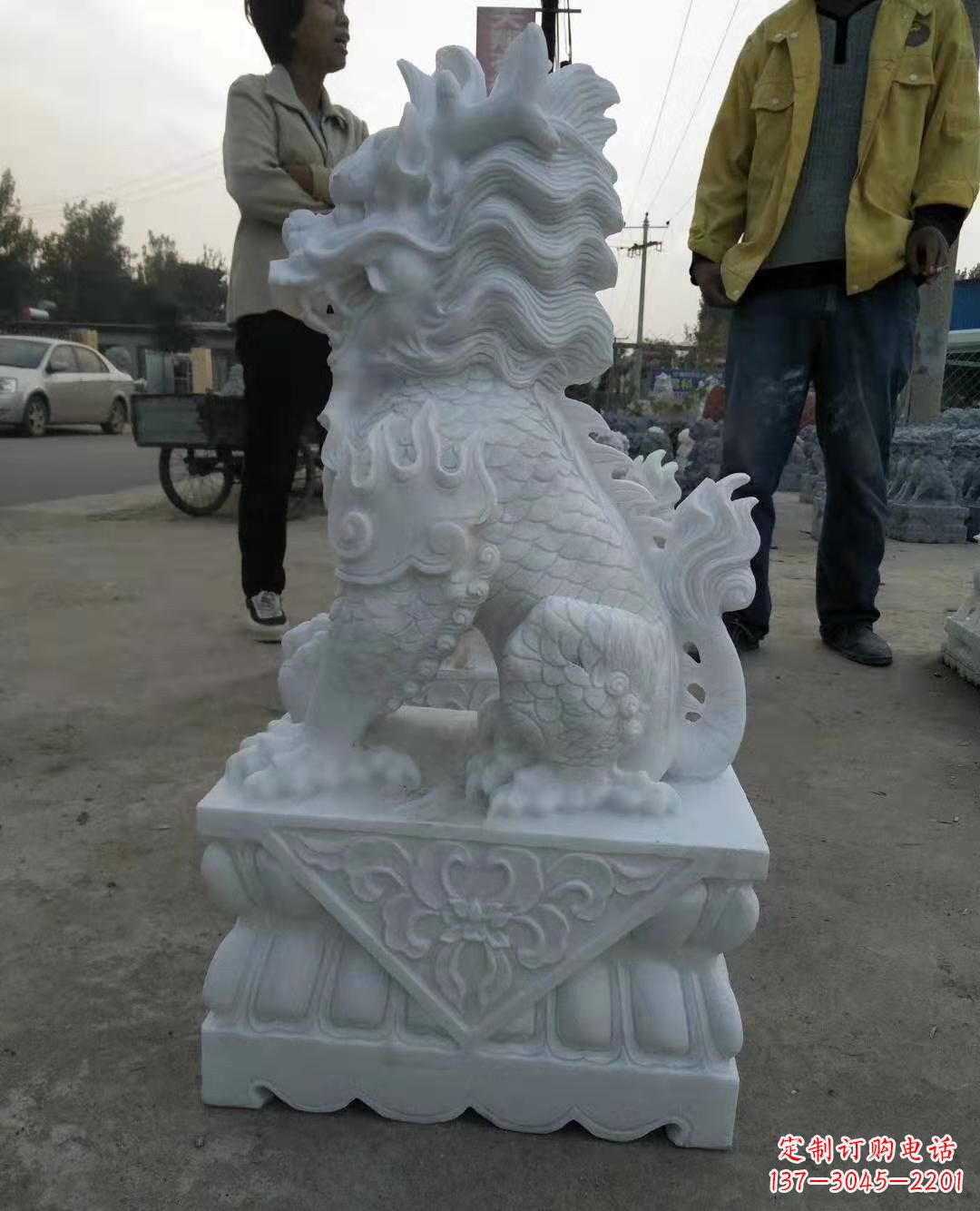 天津精致绝伦的汉白玉门口古代神兽镇宅麒麟雕塑