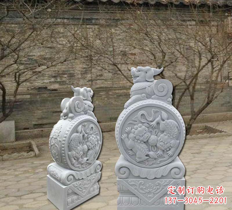 天津精美汉白玉貔貅门墩