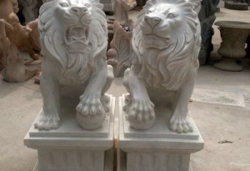 天津汇丰狮子石雕塑，装点商业场所的象征