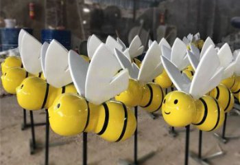 天津动感蜜蜂雕塑，营造精致的都市公园