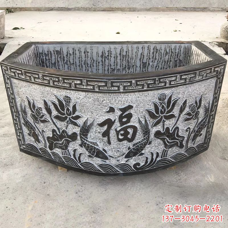 天津欣赏自然美景，石槽养鱼缸静谧雕塑