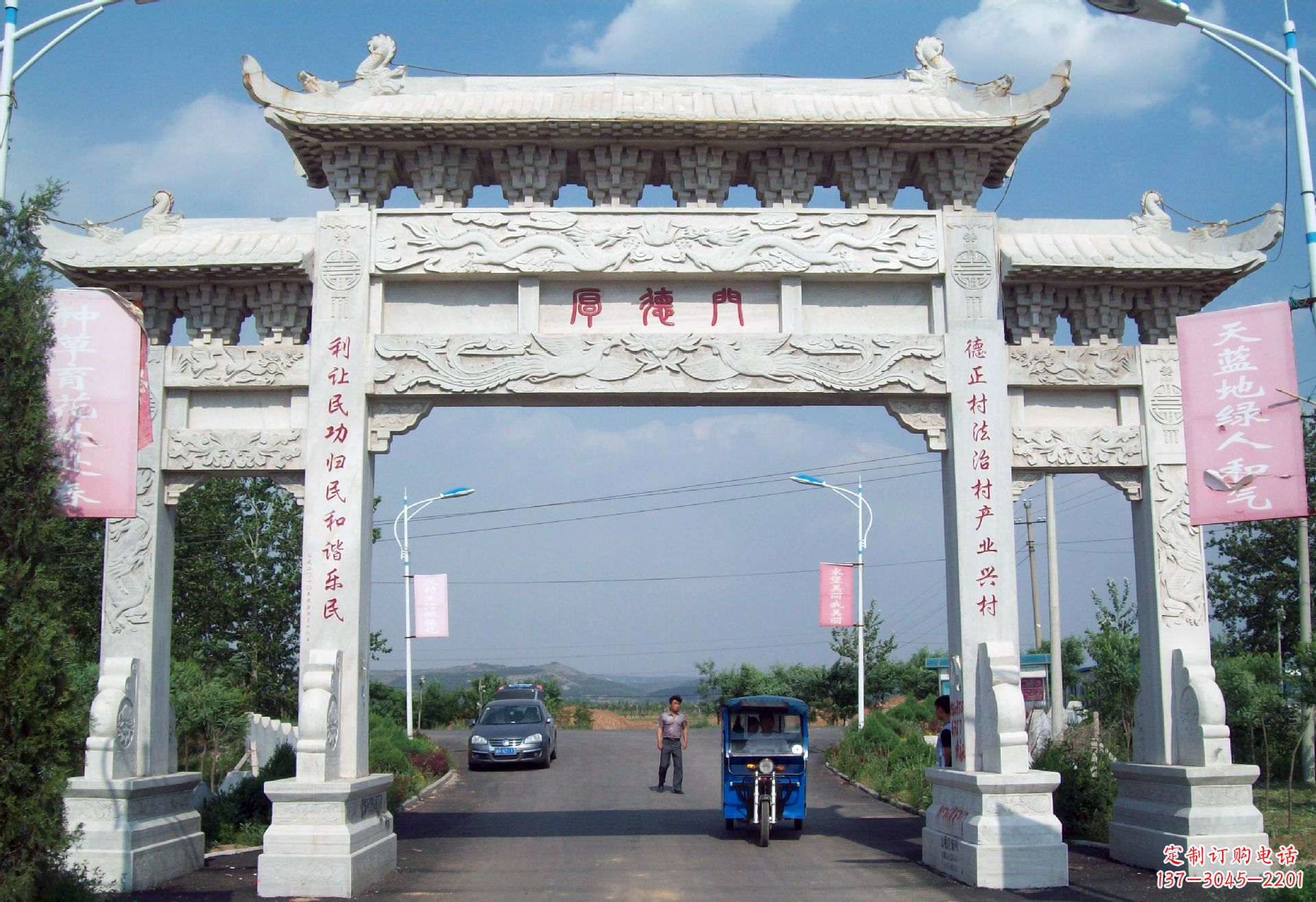 天津专业定制门楼雕塑打造个性空间