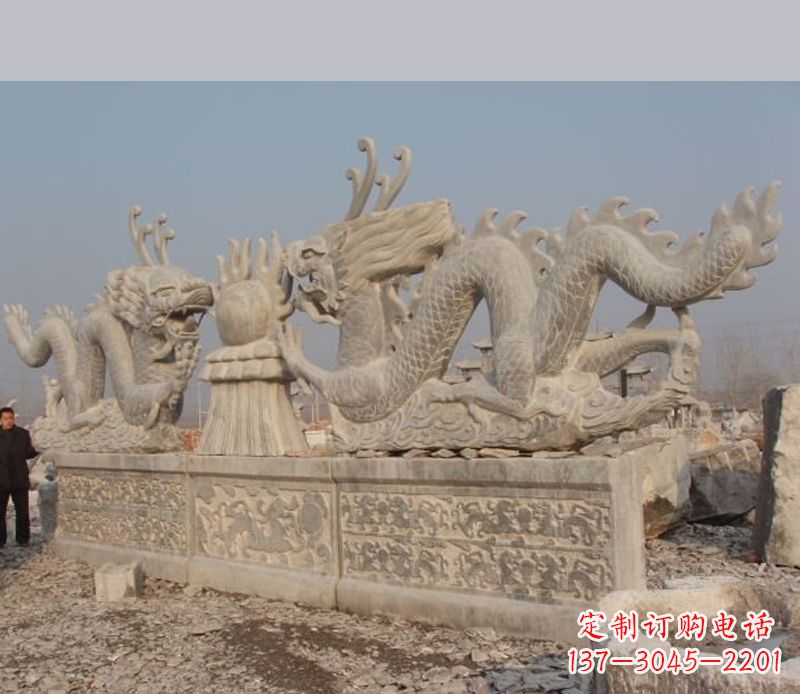 天津双龙戏珠石雕