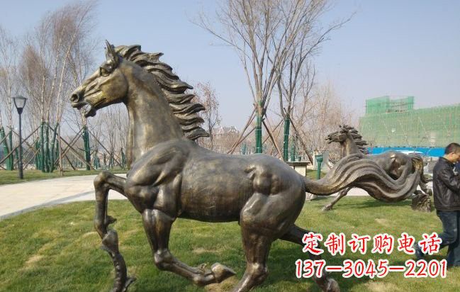 天津铜雕奔马