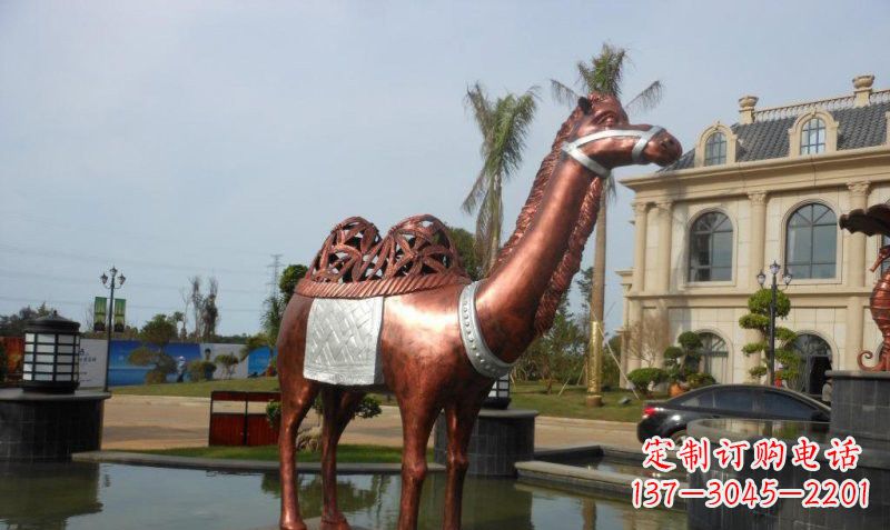 天津铜雕抽象骆驼