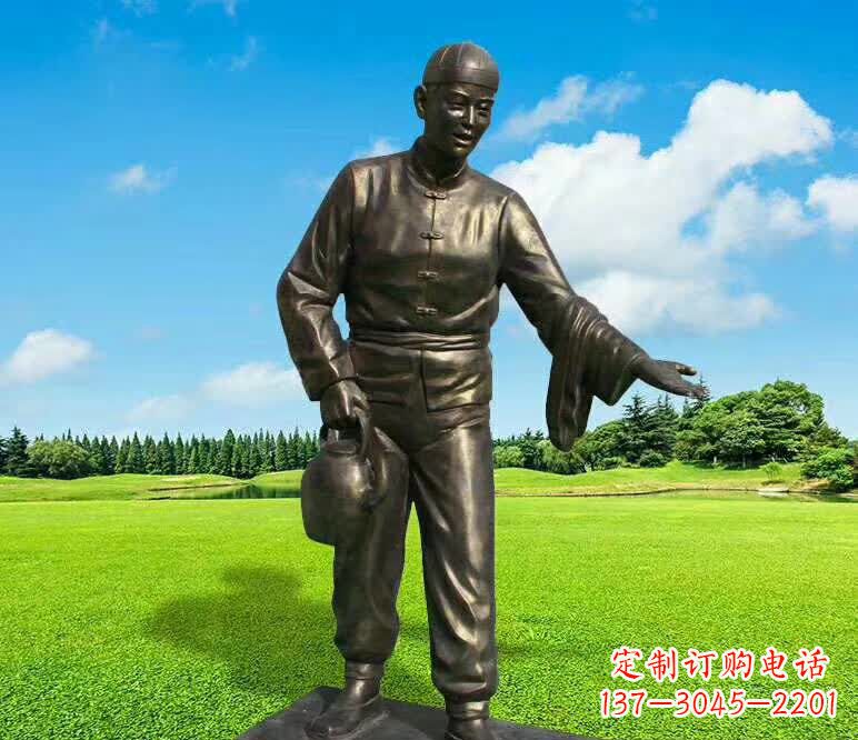 天津铜雕店小二人物雕塑1