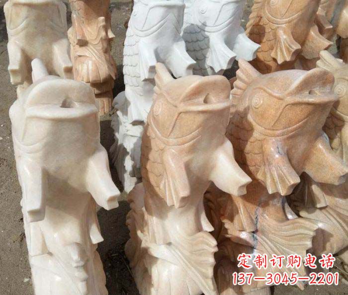 天津晚霞红喷水鲤鱼庭院石雕