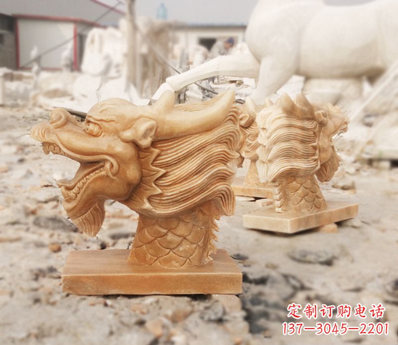 天津晚霞红喷水龙头雕塑