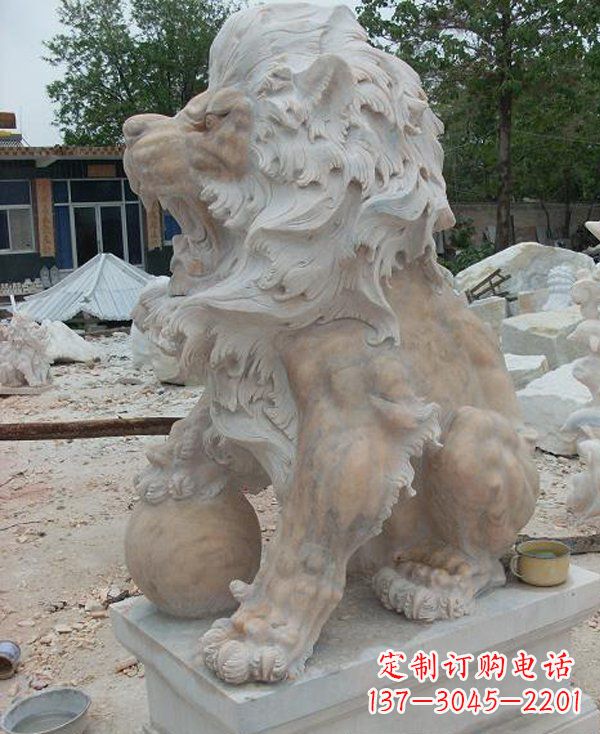 天津晚霞红寺庙门口西洋狮子石雕
