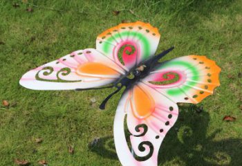 天津暖色不锈钢蝴蝶雕塑--精致细腻如蝶般的自在