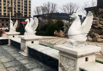 天津中领雕塑提供最高质量的天鹅雕塑定制服务。…