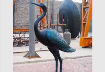 天津青铜仙鹤雕塑：展现古典和谐之美