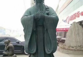 天津精美的青铜孔子雕像