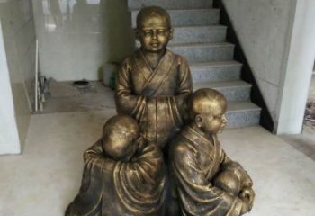 天津中国领雕塑推出的金色佛祖三像是一件令人惊…
