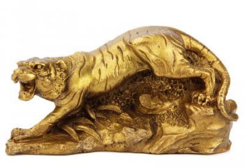 天津中领雕塑生肖铜虎鎏金摆件，是一款以生肖虎…