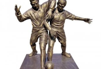 天津踢足球人物铜雕
