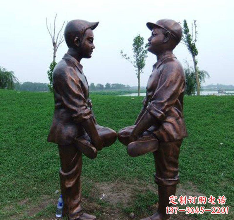 天津小孩斗鸡铸铜雕塑