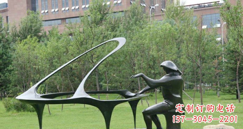 天津校园弹钢琴景观铜雕