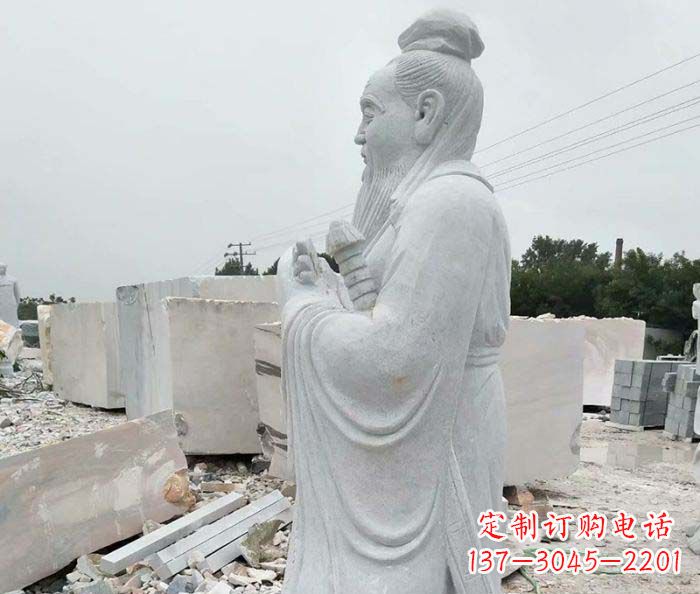 天津校园景观孔子石雕
