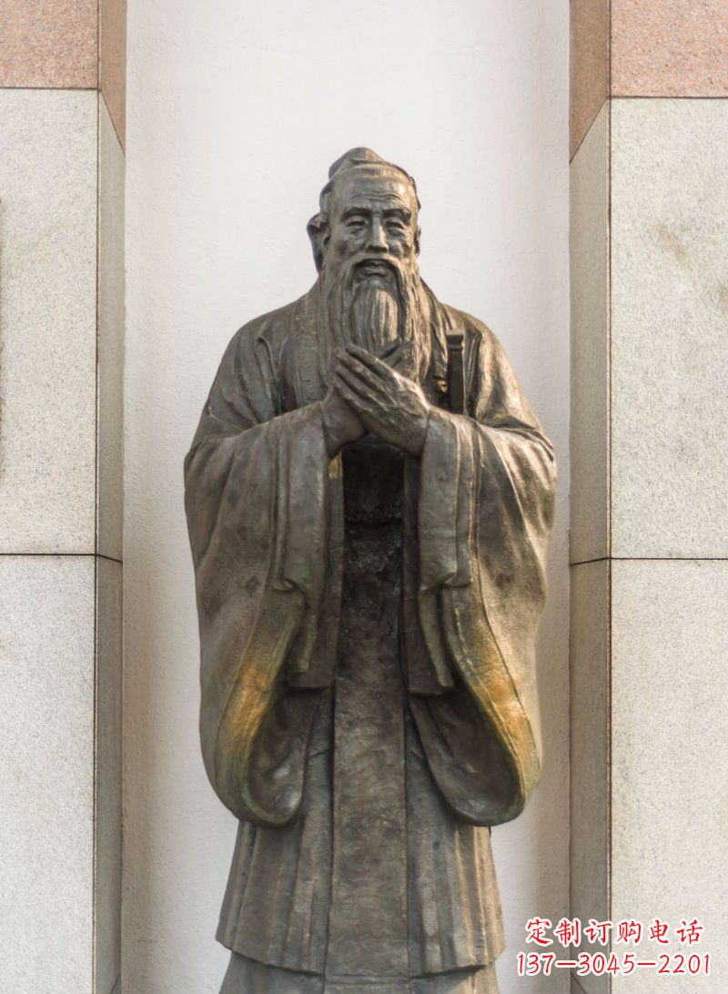 天津校园孔子名人铜雕