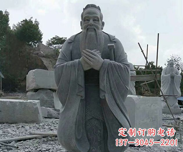 天津校园孔子人物石雕