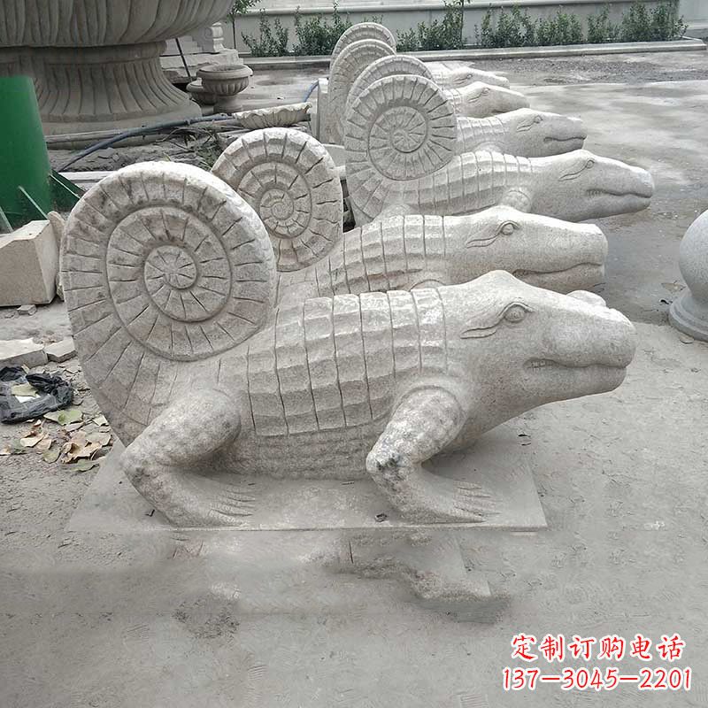 天津园林水池水景鳄鱼砂岩喷水雕塑