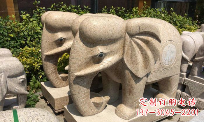 天津招财进宝砂岩大象石雕