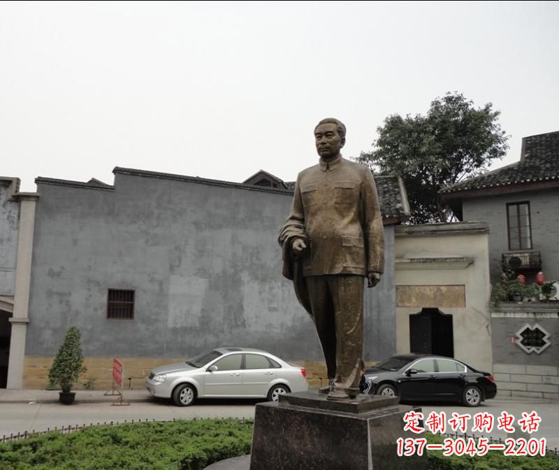 天津周恩来铜雕