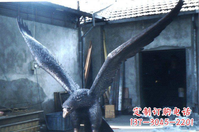 天津铸铜老鹰企业动物铜雕
