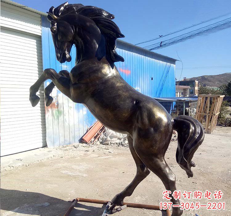 天津铸铜立马