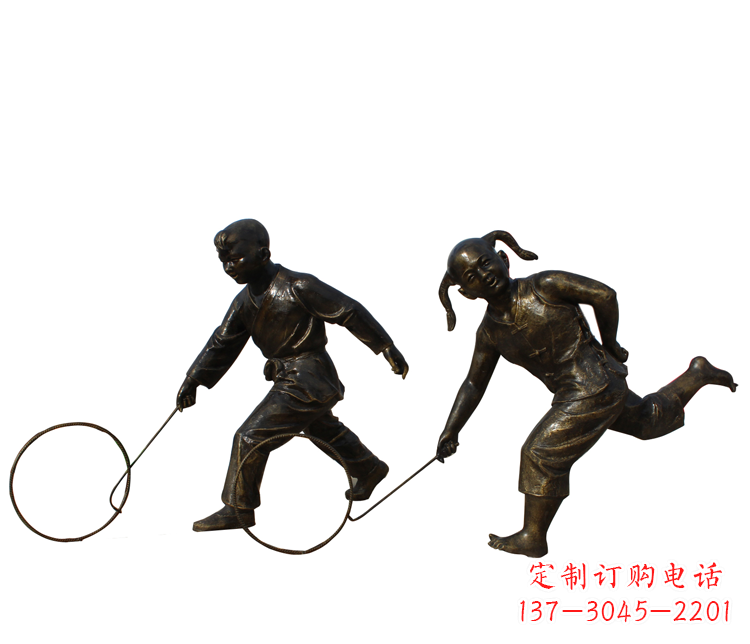 天津公园滚铁环的儿童铜雕