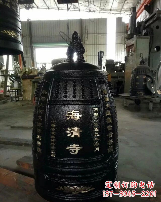 天津宗教庙宇铸铜钟
