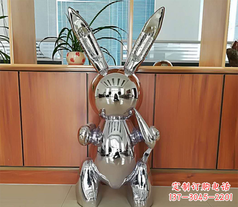 天津兔子雕塑摆件