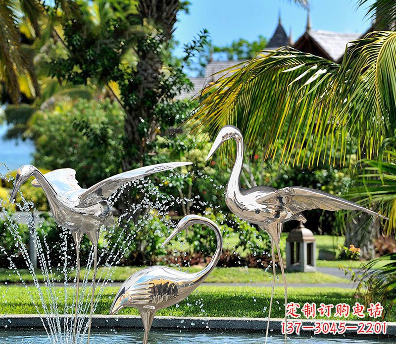 天津鹤雕塑-公园池塘不锈钢镜面抽象喷泉中的鹤雕塑